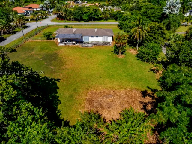 3-bedroom home for sale in Miami - 22775 SW 182nd Ave - MondialRealty