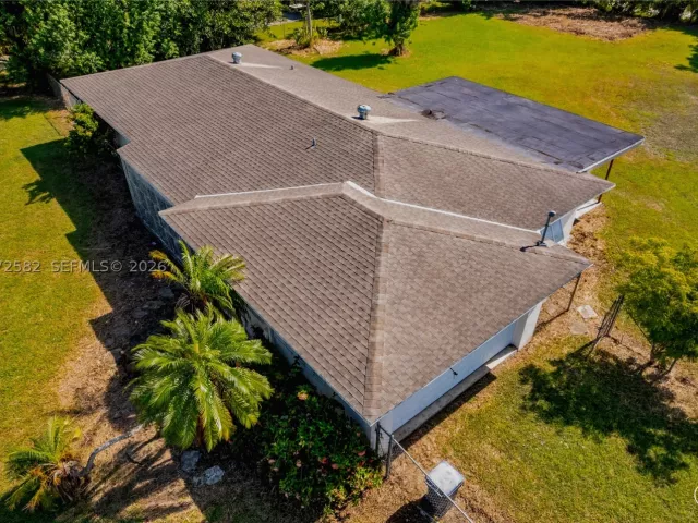 3-bedroom home for sale in Miami - 22775 SW 182nd Ave - MondialRealty
