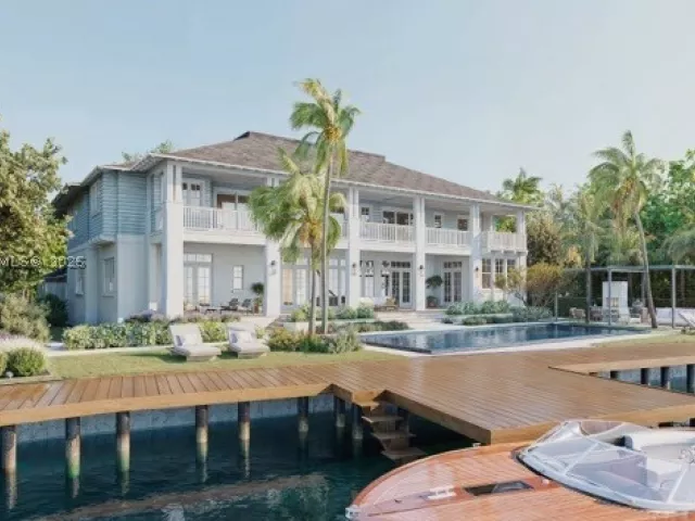 5-bedroom home for sale in Key Biscayne - 520 S Mashta Dr - MondialRealty