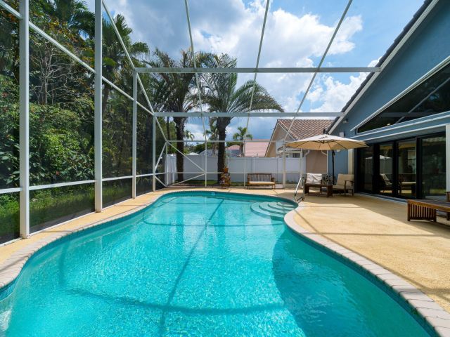 3-bedroom home for sale in Boca Raton - 23452 Serene Meadow Drive S - MondialRealty