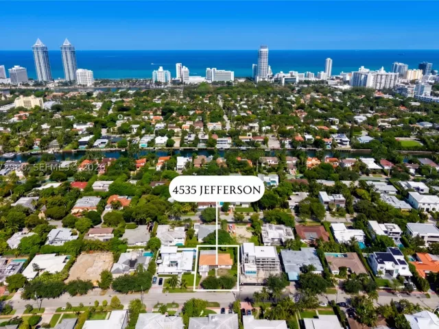 3-bedroom home for sale in Miami Beach - 4535 N Jefferson Ave - MondialRealty