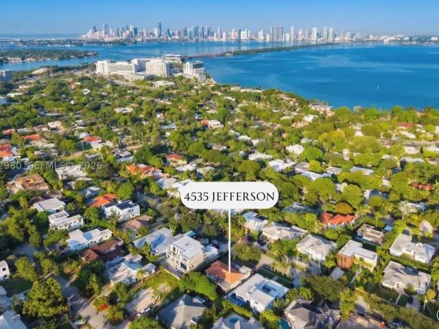 3-bedroom home for sale in Miami Beach - 4535 N Jefferson Ave - MondialRealty