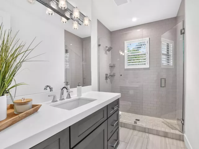 4-bedroom home for sale in Delray Beach - 512 LAKE Drive - MondialRealty