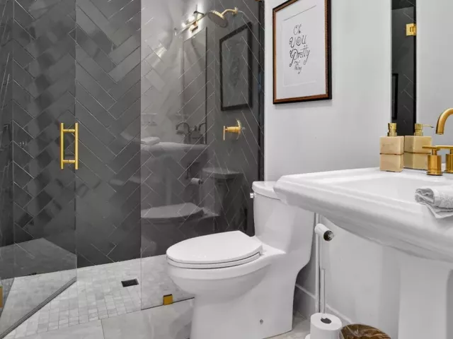 4-bedroom home for sale in Delray Beach - 512 LAKE Drive - MondialRealty
