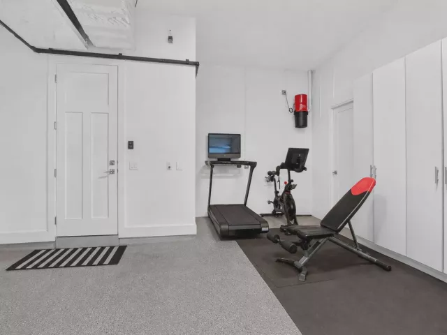 4-bedroom home for sale in Delray Beach - 512 LAKE Drive - MondialRealty
