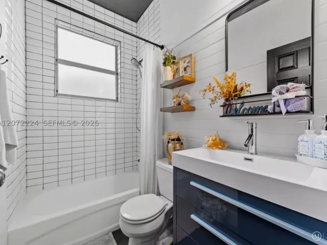 4-bedroom home for sale in Homestead - 18791 SW 356th St - MondialRealty