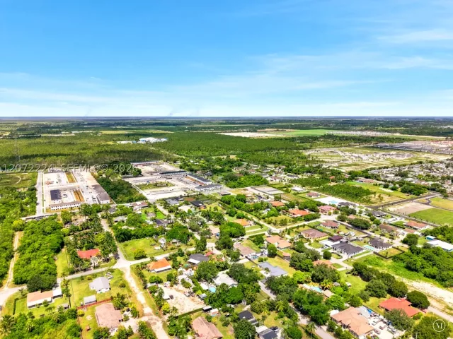 4-bedroom home for sale in Homestead - 18791 SW 356th St - MondialRealty
