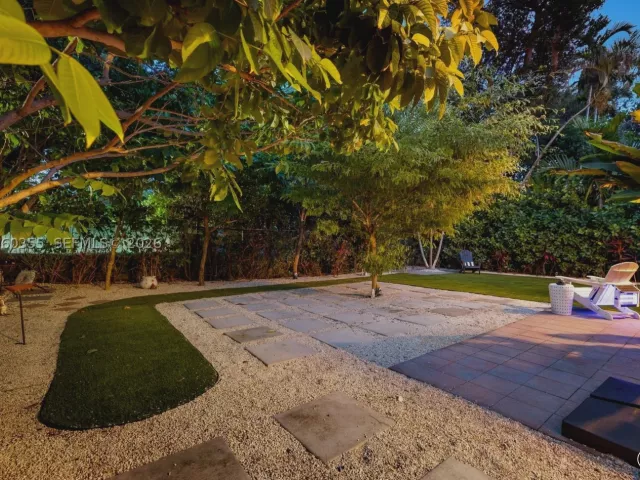 3-bedroom home for sale in Coral Gables - 815 Monterey St - MondialRealty