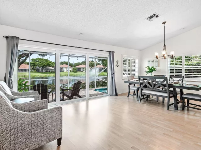 3-bedroom home for sale in Delray Beach - 5554 GRANDE PALM Circle - MondialRealty