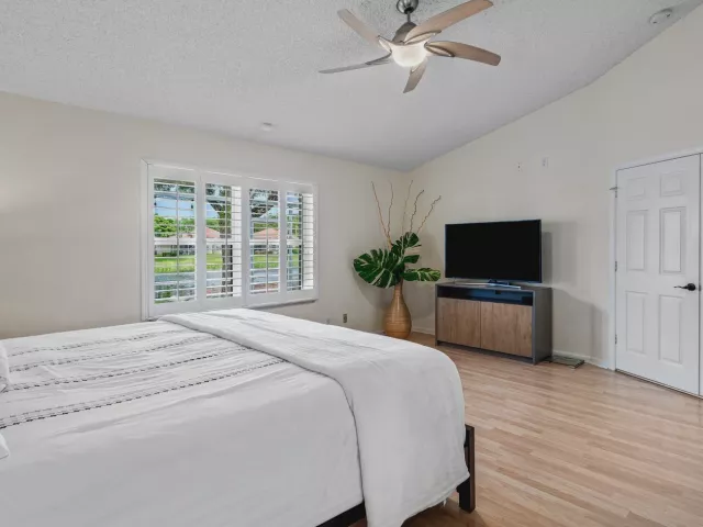 3-bedroom home for sale in Delray Beach - 5554 GRANDE PALM Circle - MondialRealty