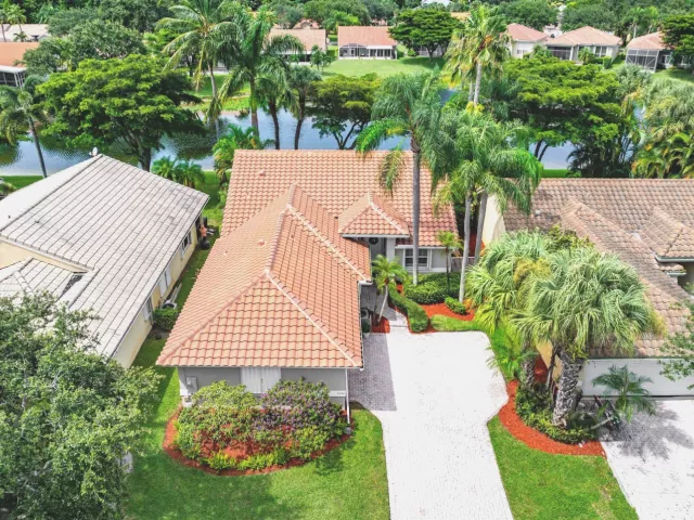 3-bedroom home for sale in Delray Beach - 5554 GRANDE PALM Circle - MondialRealty