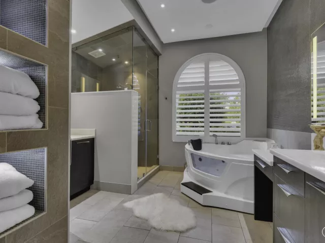 3-bedroom home for sale in Boca Raton - 2550 NW 52ND Street - MondialRealty