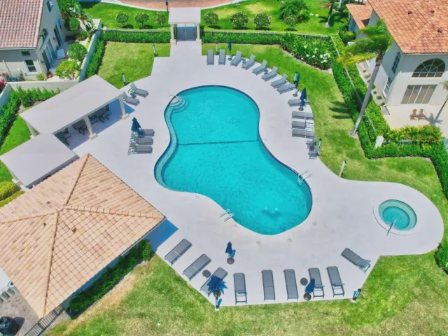 3-bedroom home for sale in Boca Raton - 2550 NW 52ND Street - MondialRealty