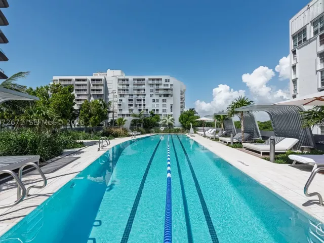 3-bedroom condo for rent in Miami - 175 SE 25th Rd 3504 - MondialRealty