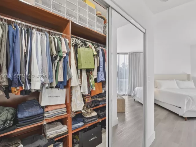 2-bedroom condo for rent in Aventura - 20185 E Country Club Dr 204 - MondialRealty