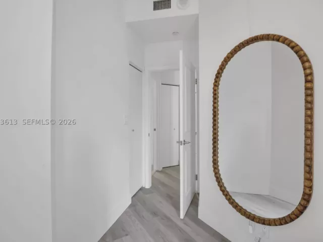 2-bedroom condo for rent in Aventura - 20185 E Country Club Dr 204 - MondialRealty