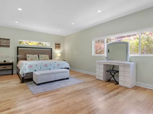3-bedroom home for rent in Miami - 535 SW 39th Ave - MondialRealty