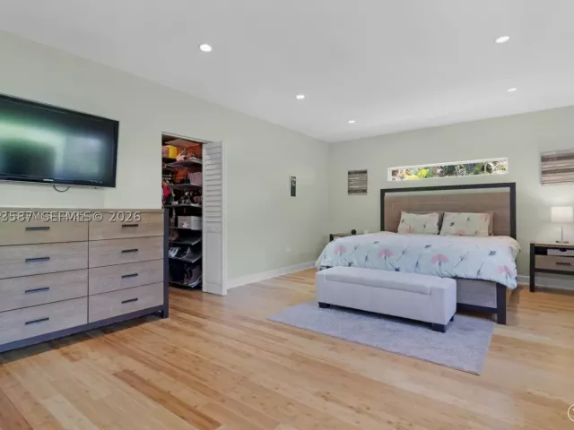 3-bedroom home for rent in Miami - 535 SW 39th Ave - MondialRealty