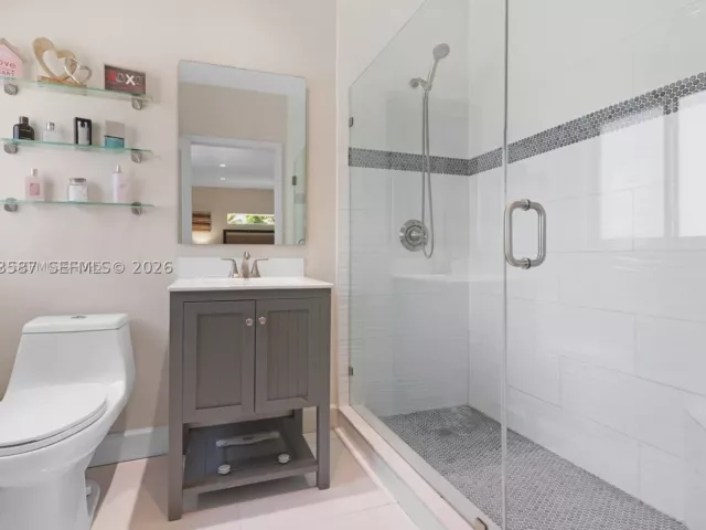 3-bedroom home for rent in Miami - 535 SW 39th Ave - MondialRealty