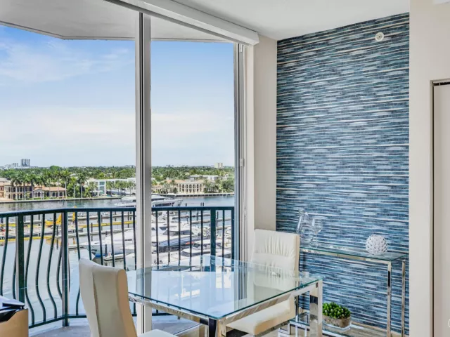 3-bedroom condo for rent in Fort Lauderdale - 100 S BIRCH Road 806B - MondialRealty