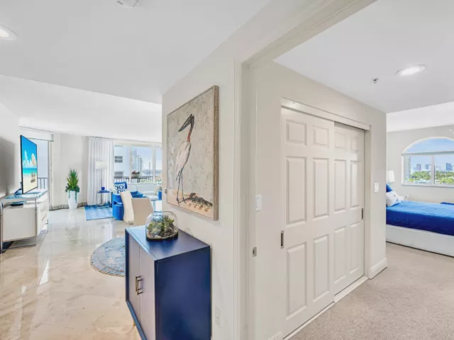 3-bedroom condo for rent in Fort Lauderdale - 100 S BIRCH Road 806B - MondialRealty