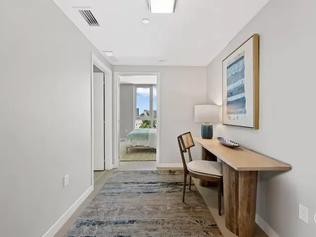 2-bedroom condo for sale in Fort Lauderdale - 401 N BIRCH Road 508 - MondialRealty
