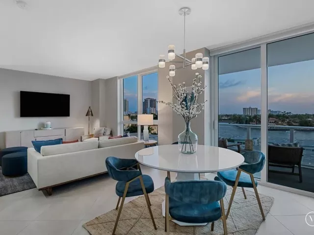 2-bedroom condo for sale in Fort Lauderdale - 401 N BIRCH Road 508 - MondialRealty
