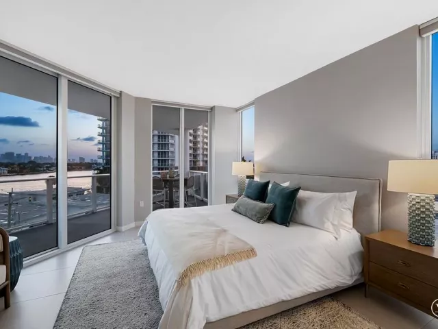 2-bedroom condo for sale in Fort Lauderdale - 401 N BIRCH Road 508 - MondialRealty