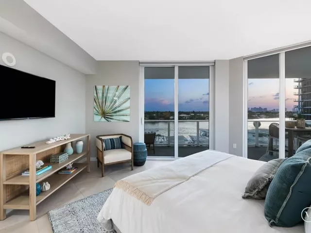 2-bedroom condo for sale in Fort Lauderdale - 401 N BIRCH Road 508 - MondialRealty