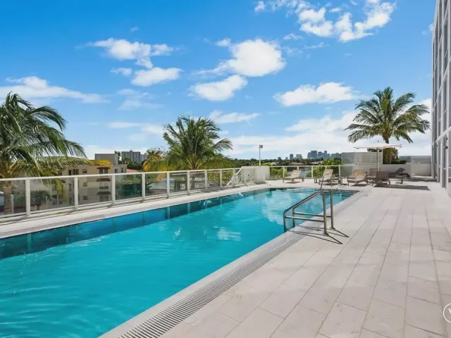 2-bedroom condo for sale in Fort Lauderdale - 401 N BIRCH Road 508 - MondialRealty