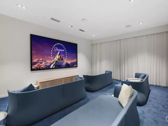 2-bedroom condo for sale in Fort Lauderdale - 401 N BIRCH Road 508 - MondialRealty