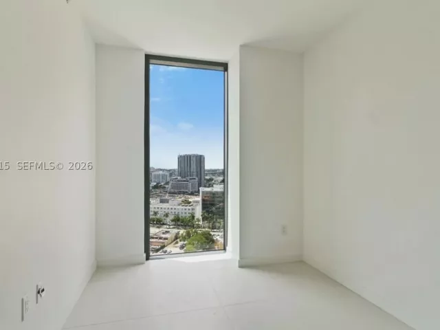 2-bedroom condo for rent in Miami - 501 NE 31st St 1808 - MondialRealty