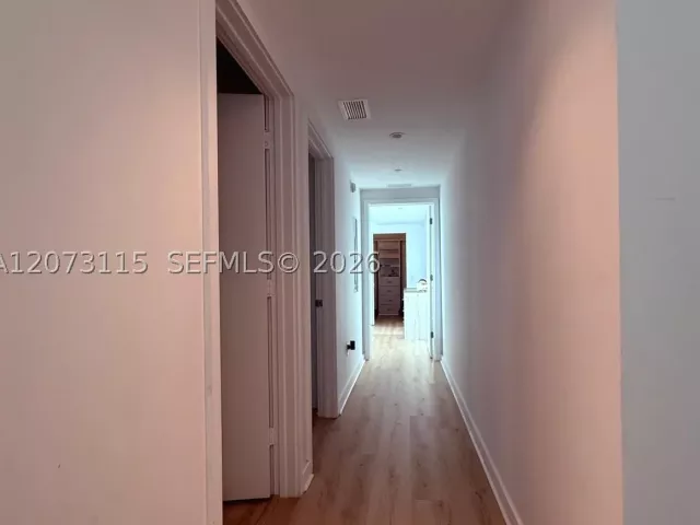 2-bedroom condo for rent in Miami - 501 NE 31st St 1808 - MondialRealty