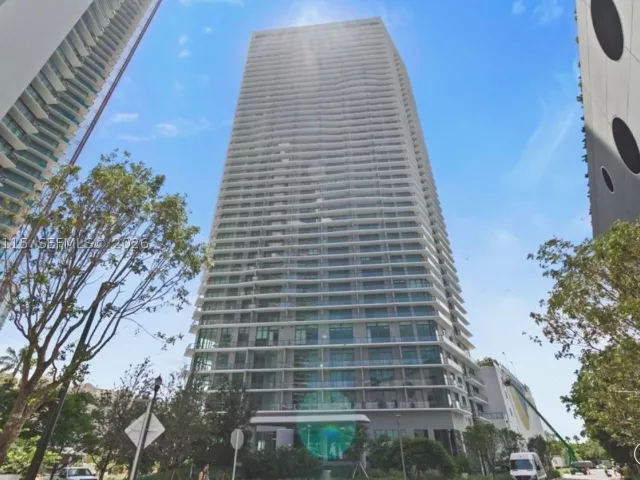 2-bedroom condo for rent in Miami - 501 NE 31st St 1808 - MondialRealty