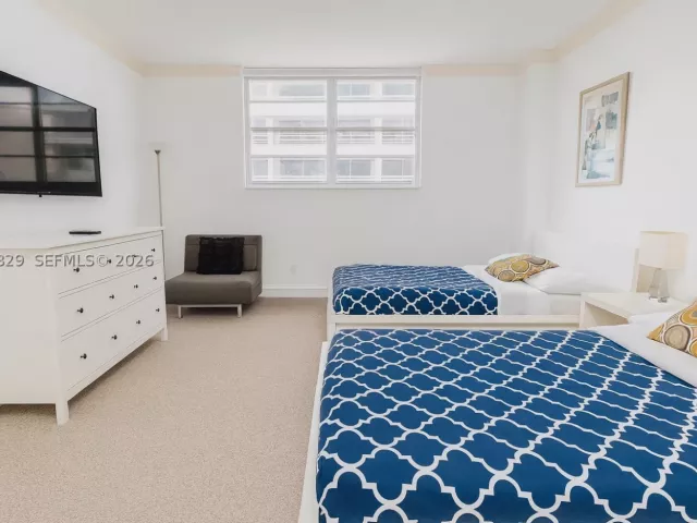 2-bedroom condo for rent in Hollywood - 4001 S Ocean Dr 3J - MondialRealty