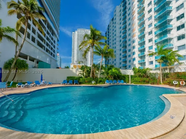 2-bedroom condo for rent in Hollywood - 4001 S Ocean Dr 3J - MondialRealty