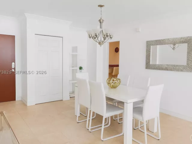 2-bedroom condo for rent in Hollywood - 4001 S Ocean Dr 3J - MondialRealty