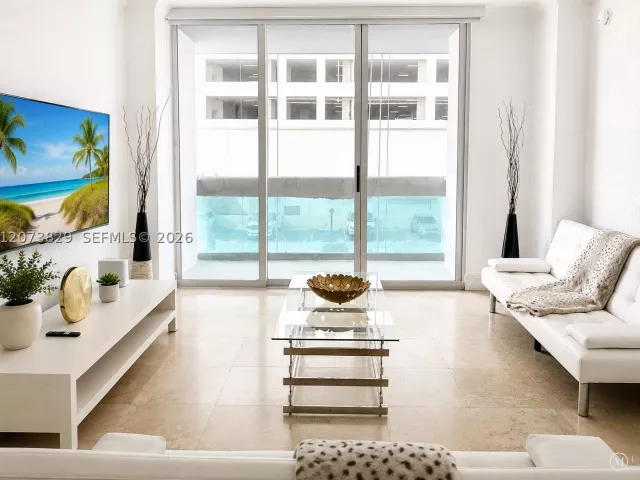 2-bedroom condo for rent in Hollywood - 4001 S Ocean Dr 3J - MondialRealty