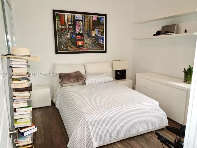 4-bedroom home for rent in Miami - 668 NE 191st St 0 - MondialRealty