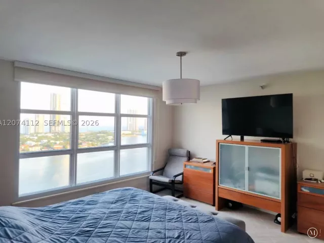 3-bedroom condo for rent in Aventura - 3530 Mystic Pointe Dr 2215 - MondialRealty