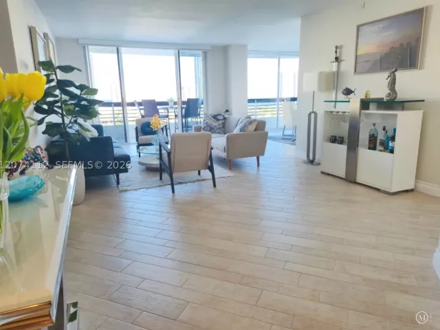 3-bedroom condo for rent in Aventura - 3530 Mystic Pointe Dr 2215 - MondialRealty
