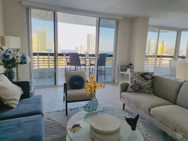 3-bedroom condo for rent in Aventura - 3530 Mystic Pointe Dr 2215 - MondialRealty
