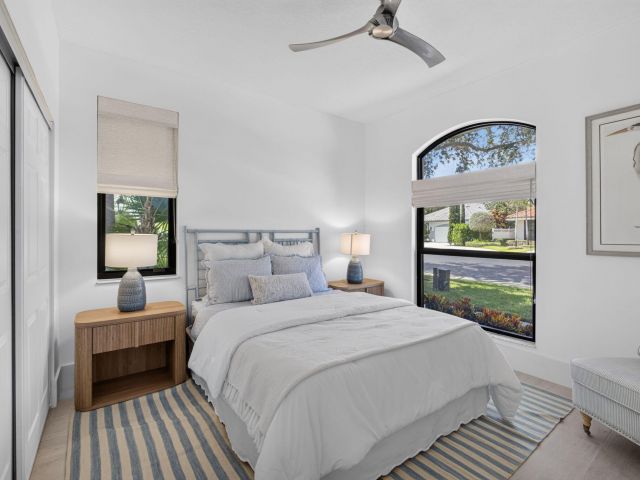 3-bedroom home for sale in West Palm Beach - 2185 Regents Boulevard - MondialRealty