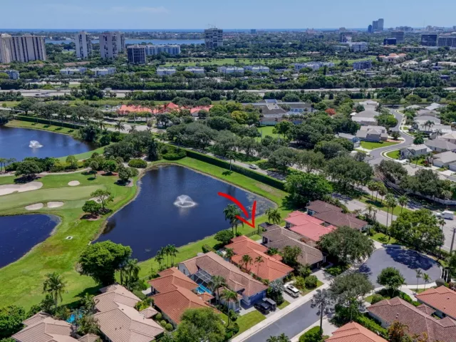 3-bedroom home for sale in West Palm Beach - 2185 Regents Boulevard - MondialRealty