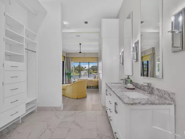 3-bedroom home for sale in West Palm Beach - 2185 Regents Boulevard - MondialRealty