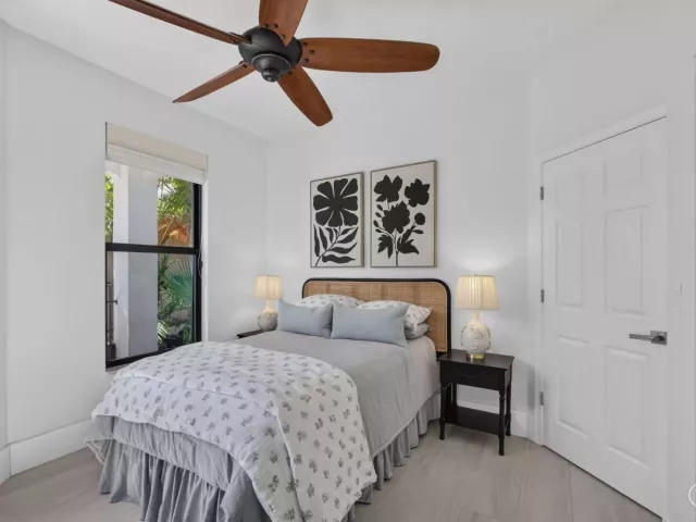 3-bedroom home for sale in West Palm Beach - 2185 Regents Boulevard - MondialRealty