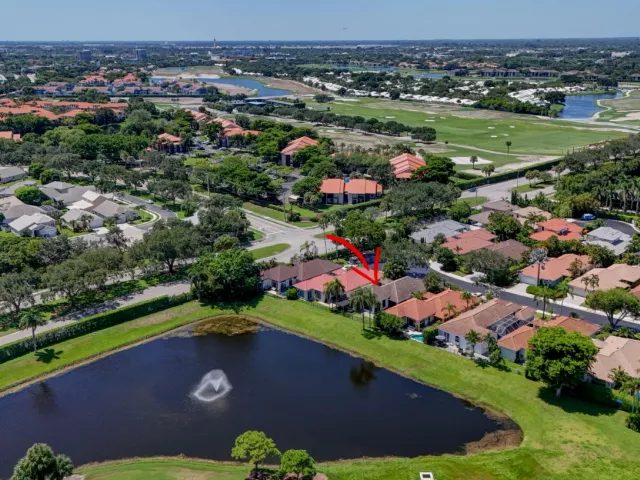3-bedroom home for sale in West Palm Beach - 2185 Regents Boulevard - MondialRealty