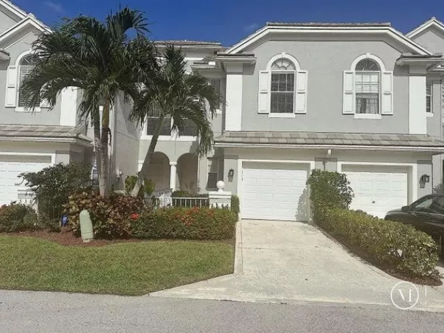 3-bedroom home for rent in Boca Raton - 5387 GRAND PARK Place 5387 - MondialRealty