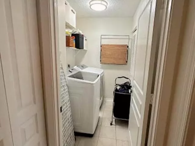 3-bedroom home for rent in Boca Raton - 5387 GRAND PARK Place 5387 - MondialRealty