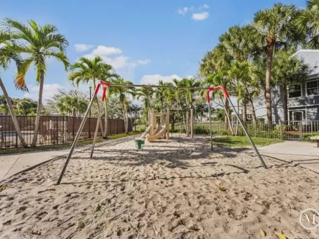 3-bedroom home for rent in Boca Raton - 5387 GRAND PARK Place 5387 - MondialRealty